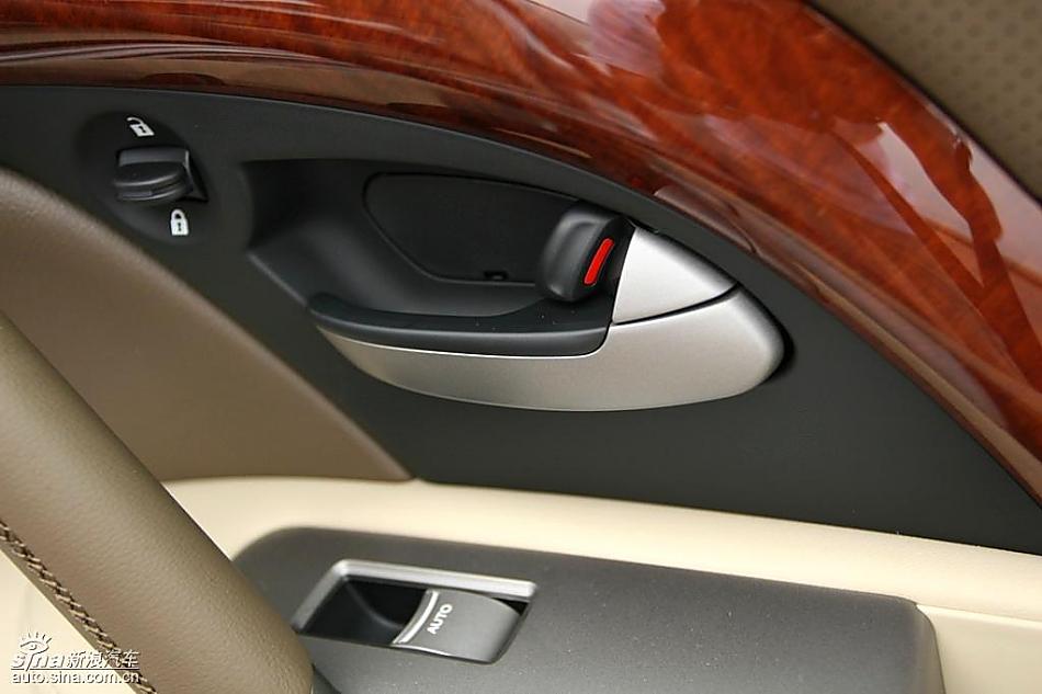 2009 Acura RL试驾图