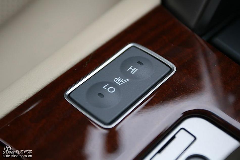 2009 Acura RL试驾图