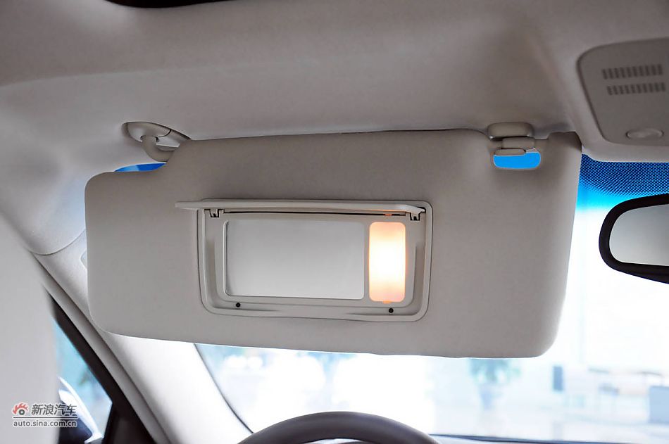 2010款讴歌RL实拍