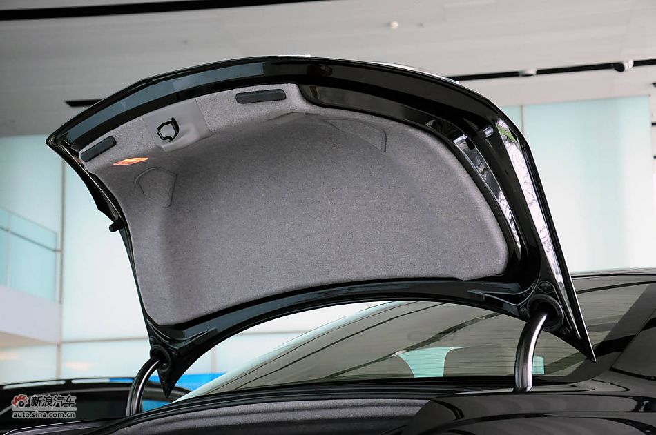 2010款讴歌RL实拍