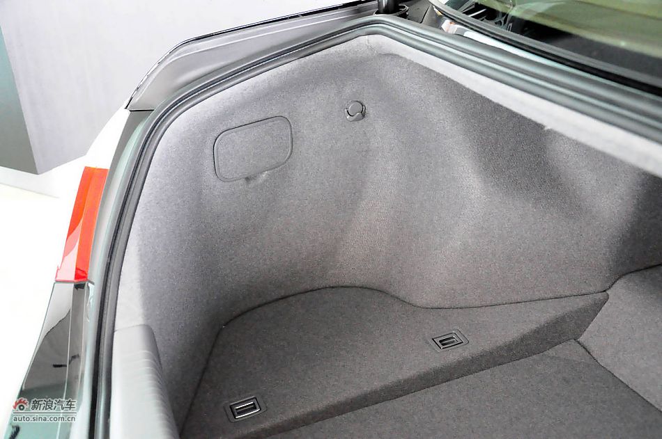 2010款讴歌RL实拍