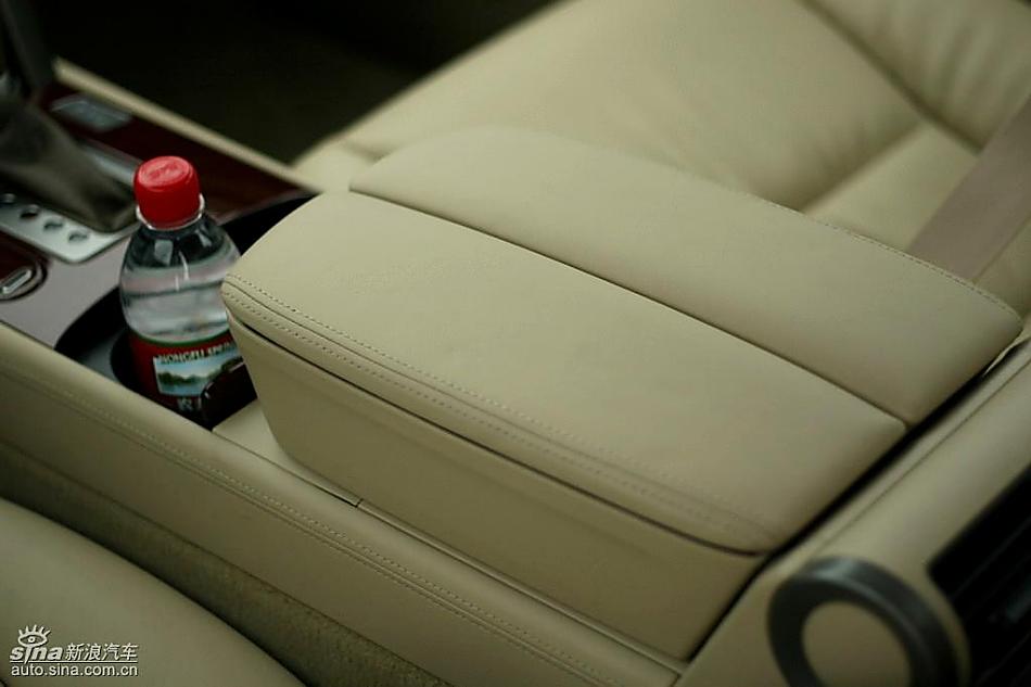 2009 Acura RL试驾图