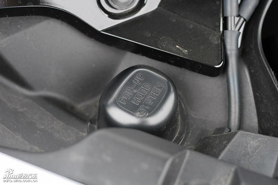 2009 Acura RL试驾图