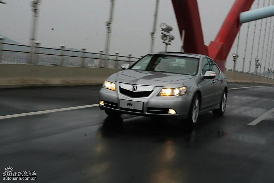 2009 Acura RL试驾图