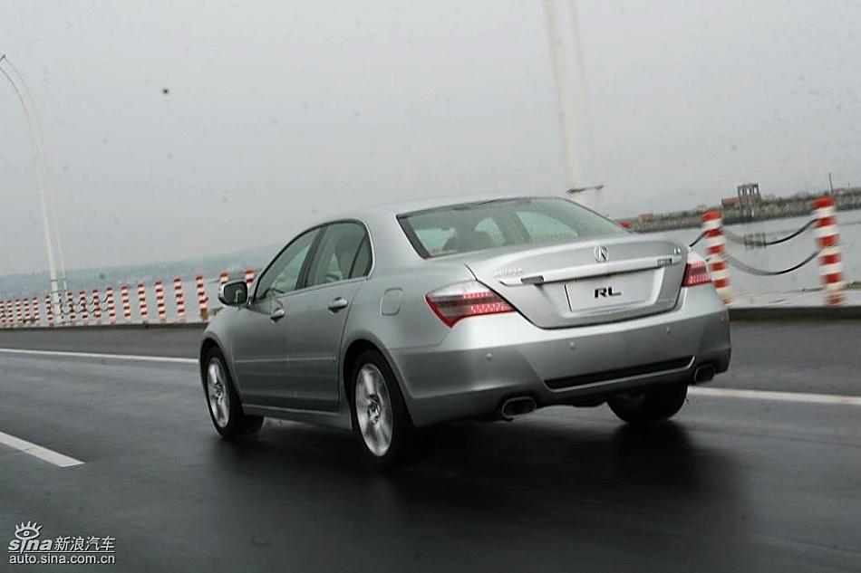 2009 Acura RL试驾图