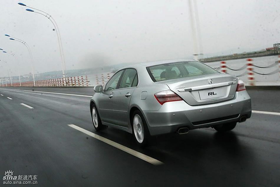 2009 Acura RL试驾图