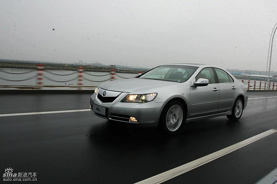 2009 Acura RL试驾图