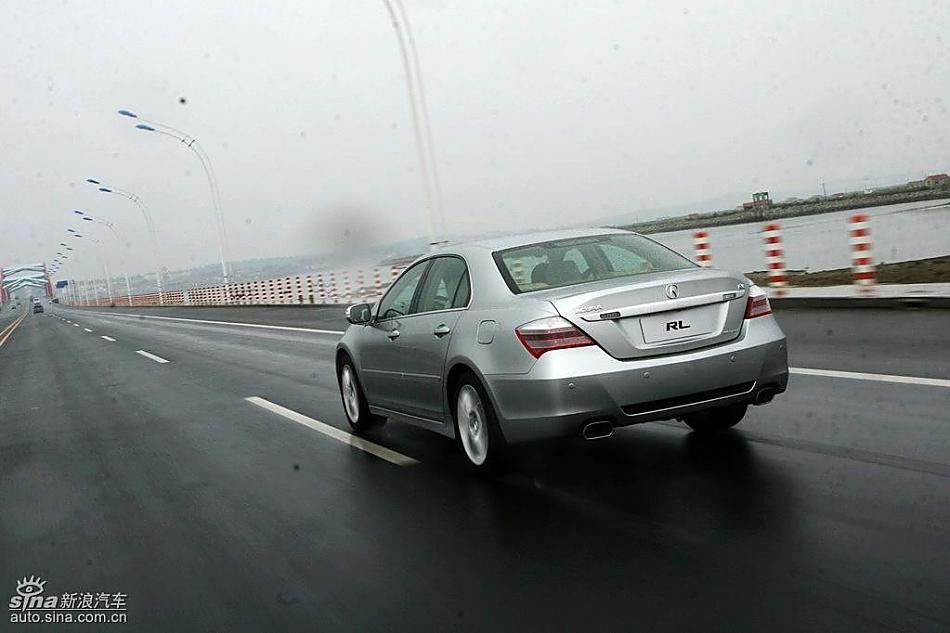 2009 Acura RL试驾图