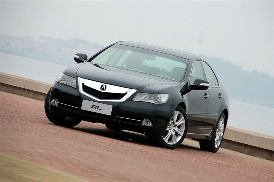 09款 3.7 AWD 外观