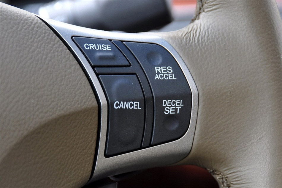 09款 3.7 AWD 外观