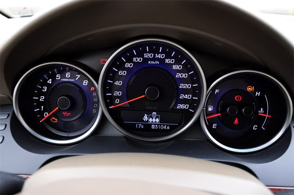 09款 3.7 AWD 外观