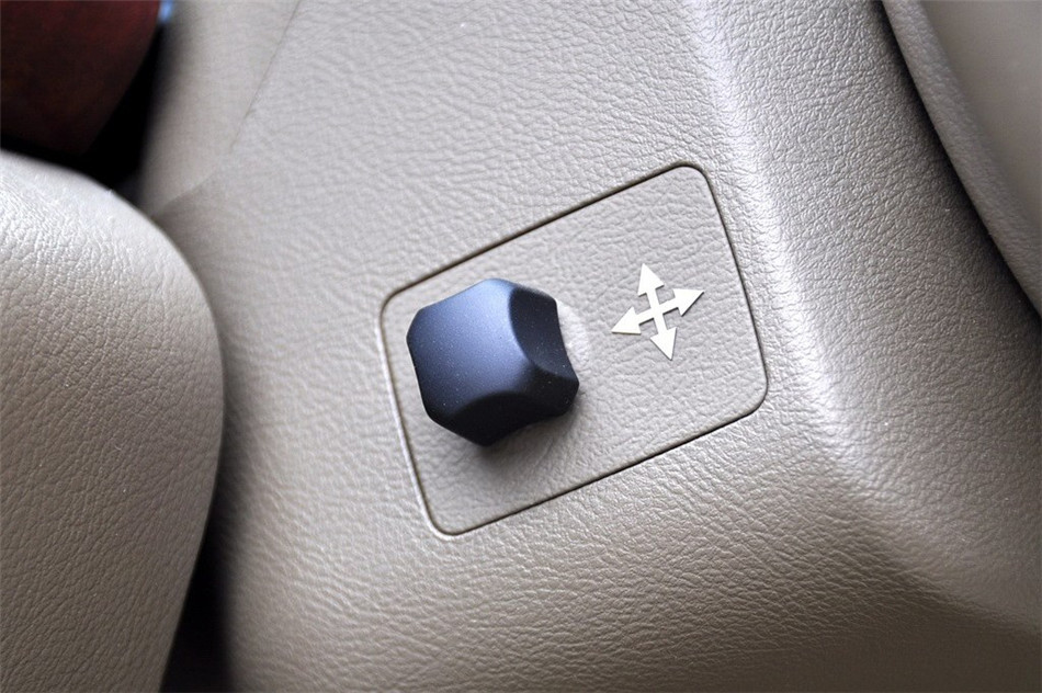 09款 3.7 AWD 外观