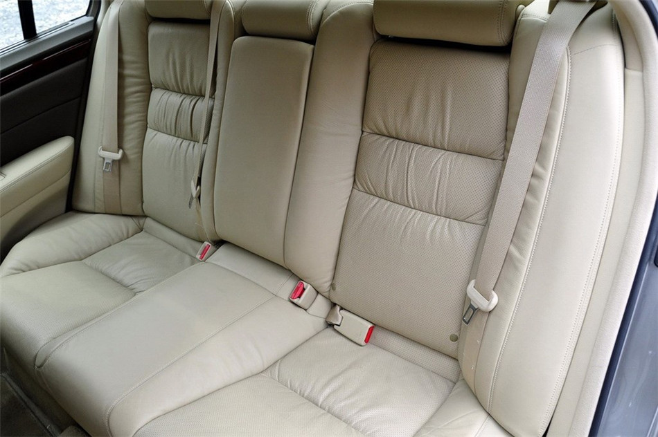 09款 3.7 AWD 外观