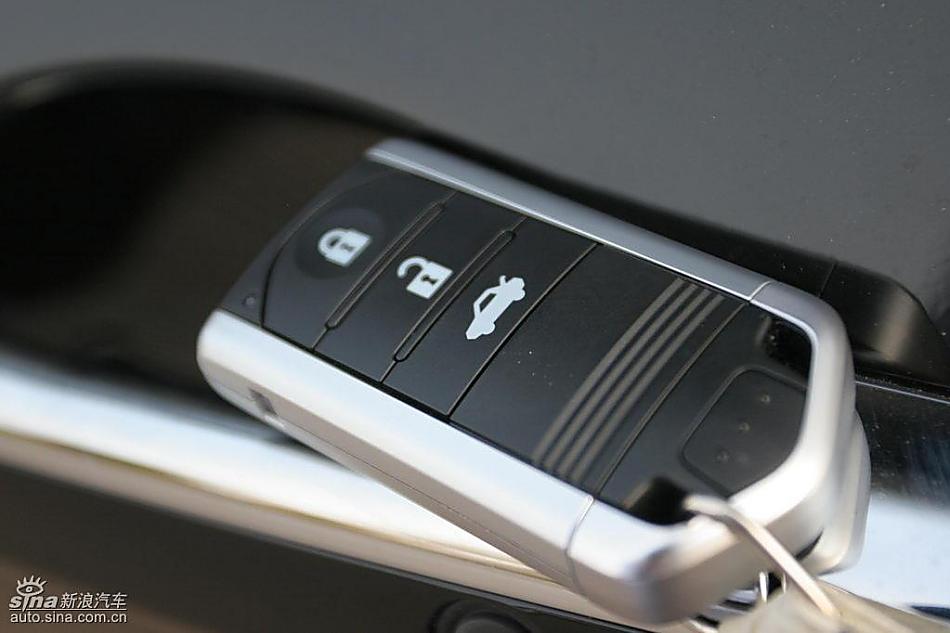 09款ACURA讴歌TL引擎、悬挂及钥匙