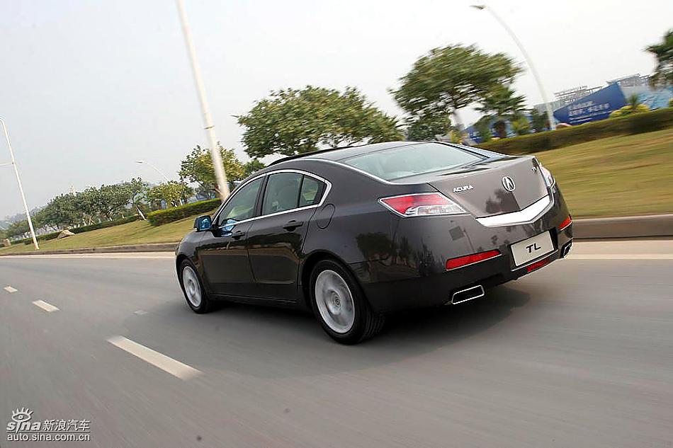 09款ACURA讴歌TL公路动态