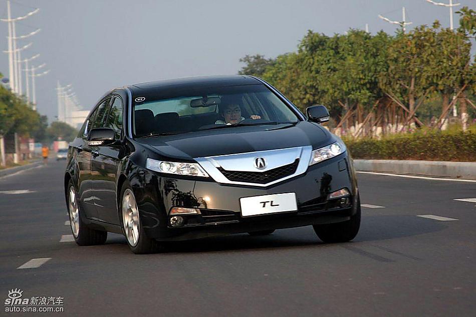 09款ACURA讴歌TL模拟绕桩