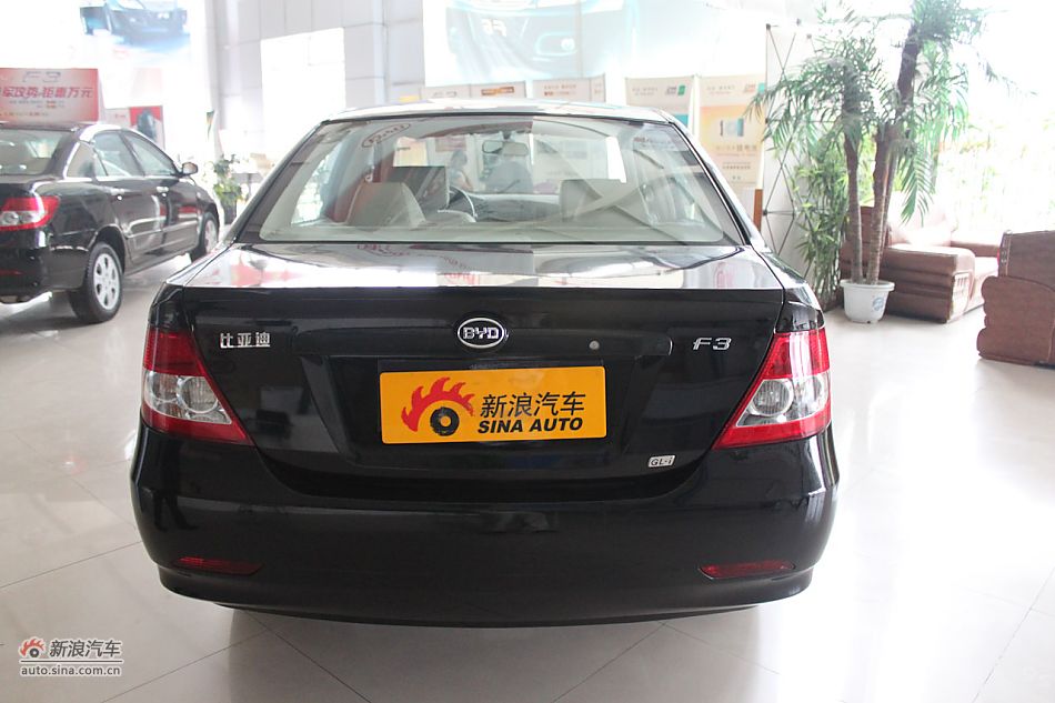 比亚迪F3白金版标准型