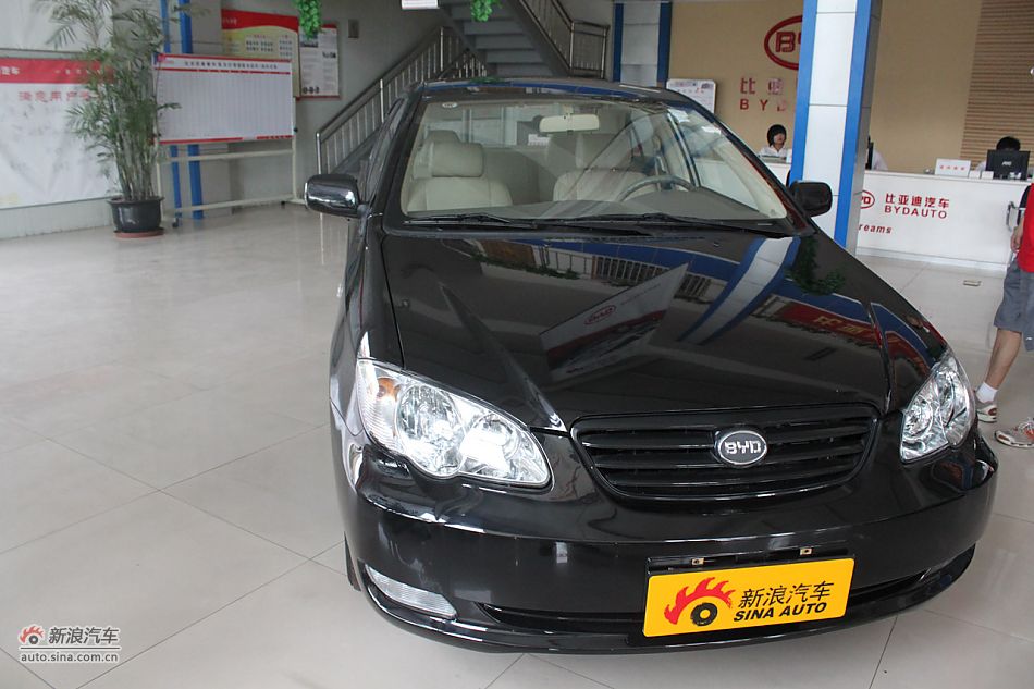 比亚迪F3白金版标准型