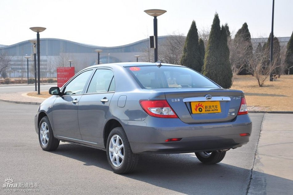 新浪试驾比亚迪F3自动挡
