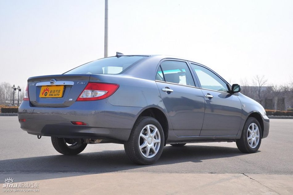 新浪试驾比亚迪F3自动挡