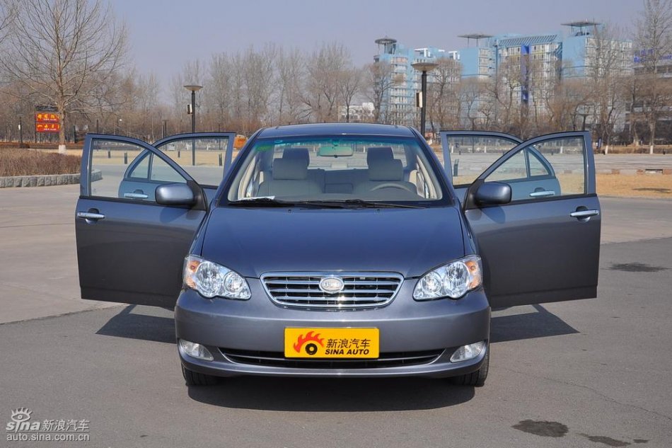 新浪试驾比亚迪F3自动挡