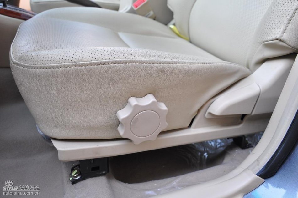 新浪试驾比亚迪F3自动挡