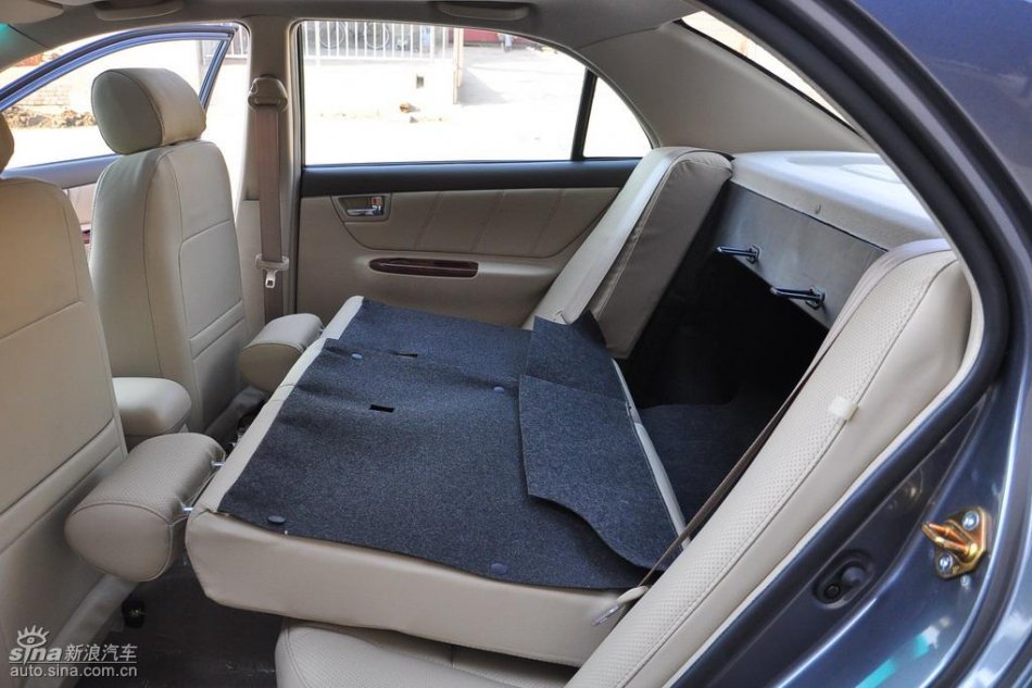 新浪试驾比亚迪F3自动挡