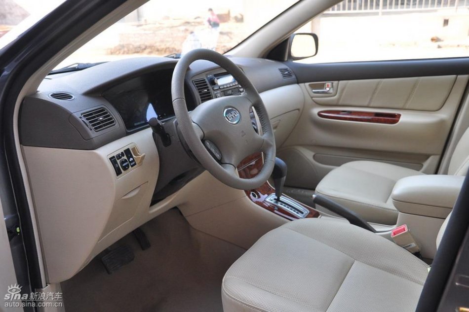 新浪试驾比亚迪F3自动挡