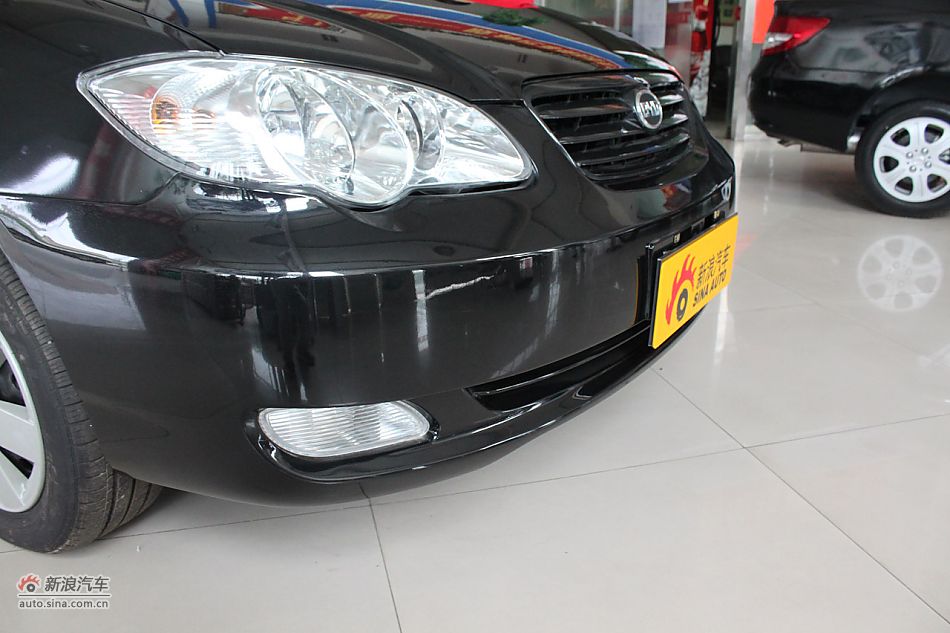 比亚迪F3白金版标准型