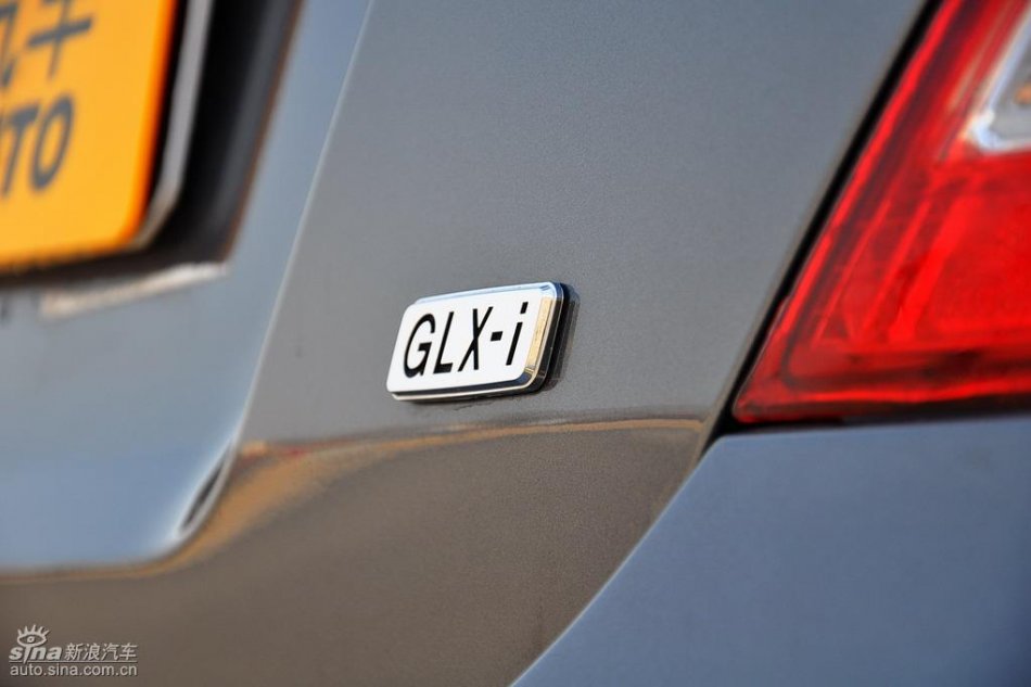 新浪试驾比亚迪F3自动挡