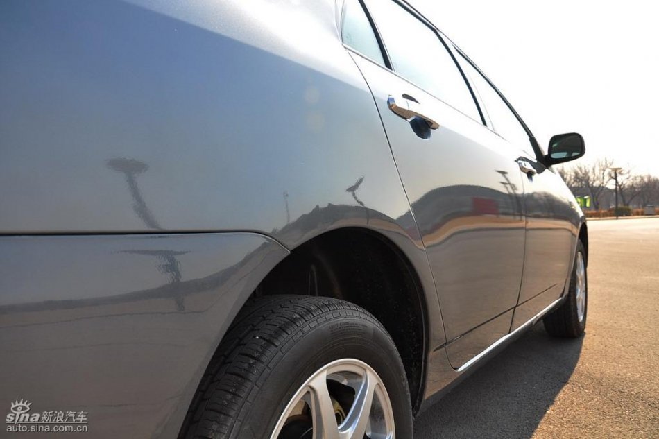 新浪试驾比亚迪F3自动挡