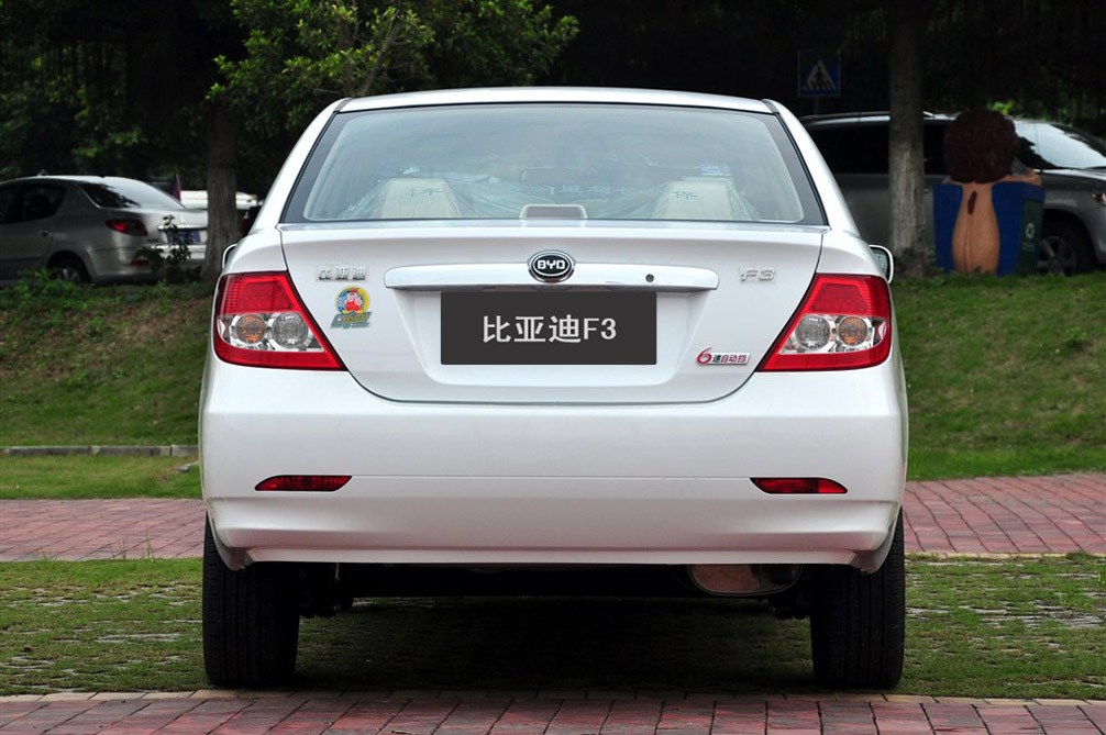 2013款 1.5L AT 标准型 外观