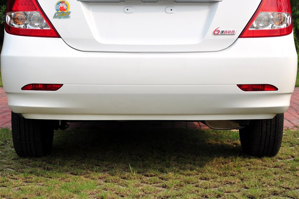 2013款 1.5L AT 标准型 其他