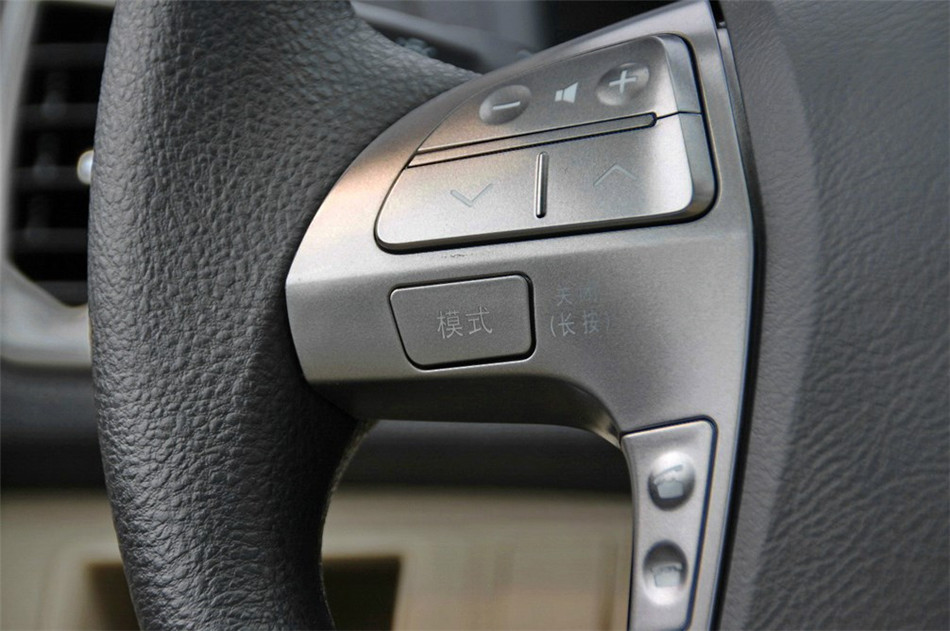 比亚迪F3 2014款 1.5L MT 尊贵型 内饰
