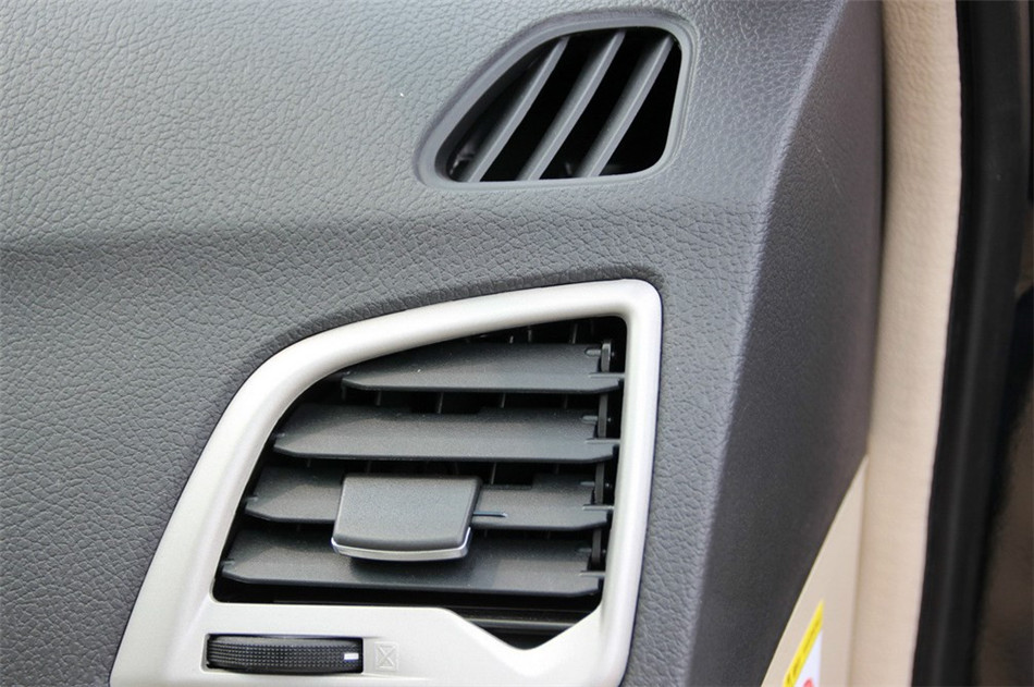 比亚迪F3 2014款 1.5L MT 尊贵型 内饰