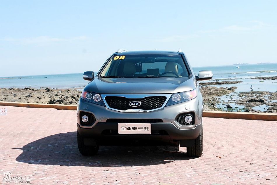 起亚全新索兰托