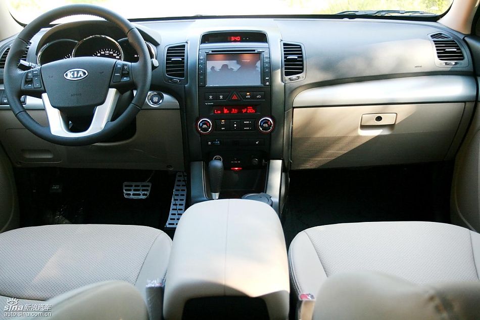 起亚全新索兰托