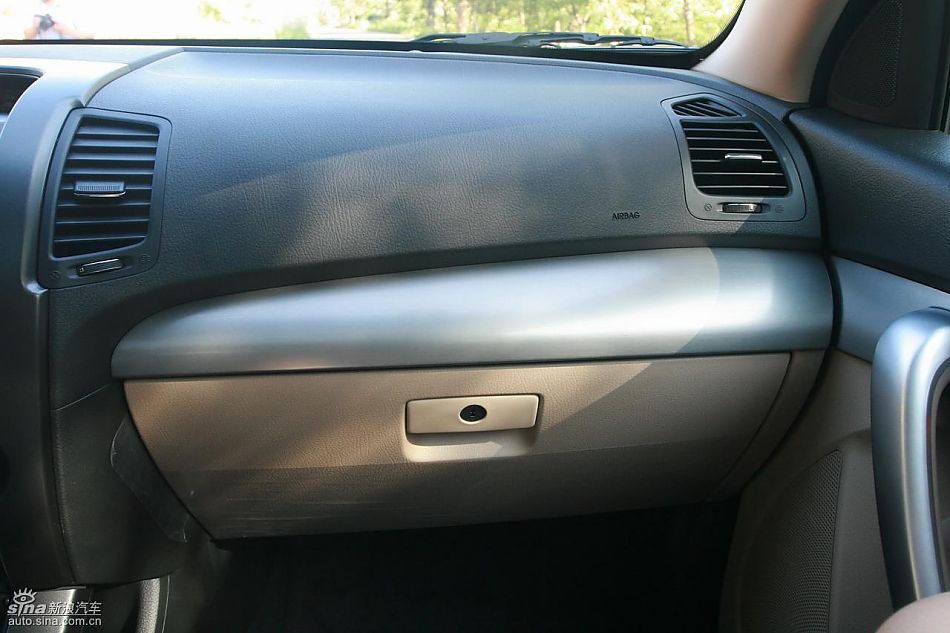 起亚全新索兰托