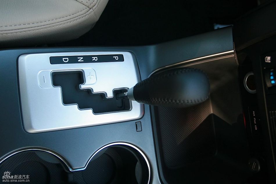 起亚全新索兰托