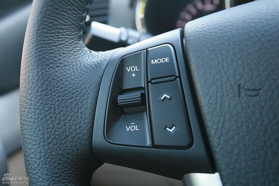 起亚全新索兰托