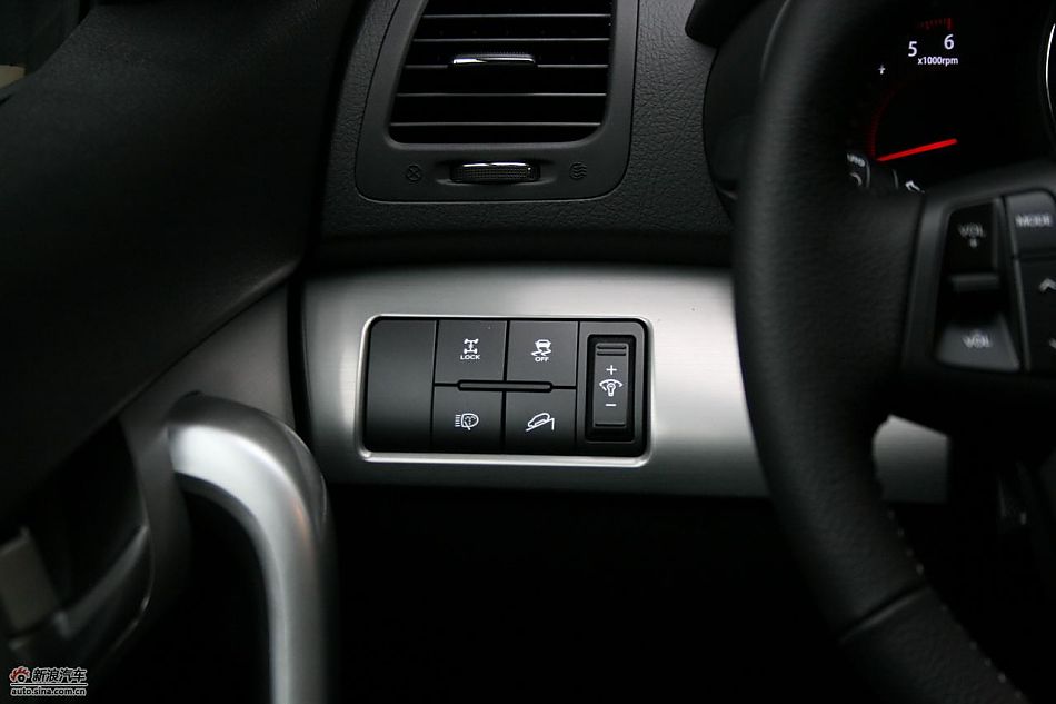 柴油版索兰托试车-内饰