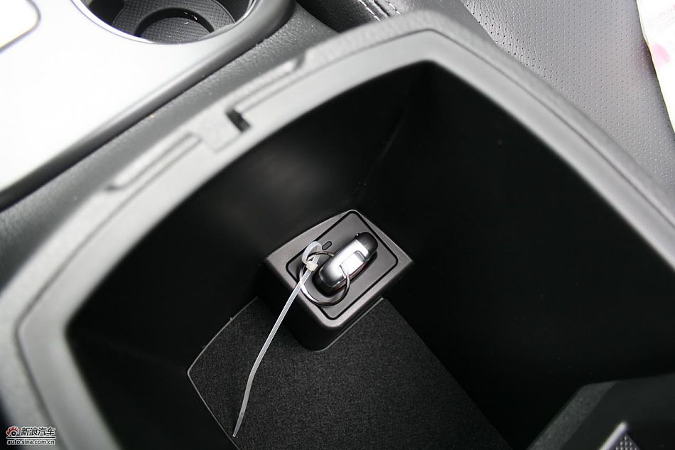柴油版索兰托试车-内饰