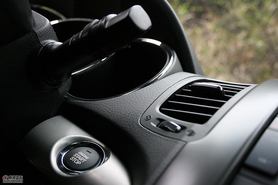 柴油版索兰托试车-内饰