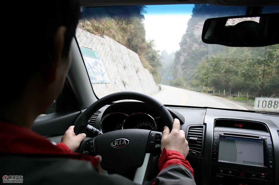 柴油版索兰托试车-内饰