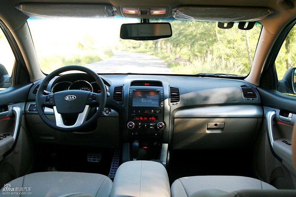 起亚全新索兰托