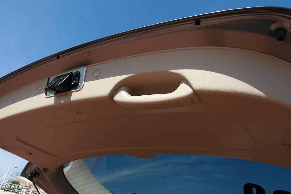 起亚全新索兰托