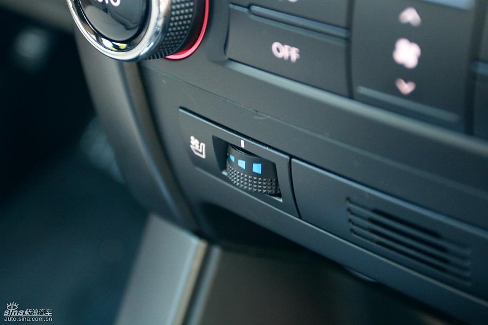 起亚全新索兰托