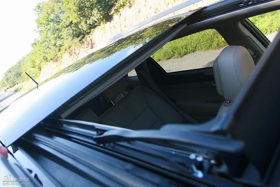 起亚全新索兰托