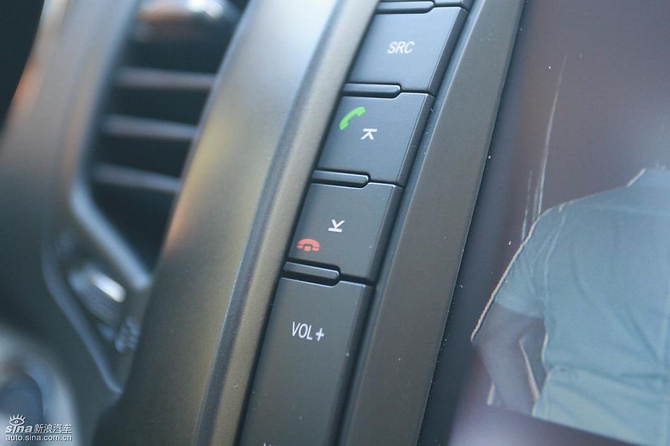 起亚全新索兰托