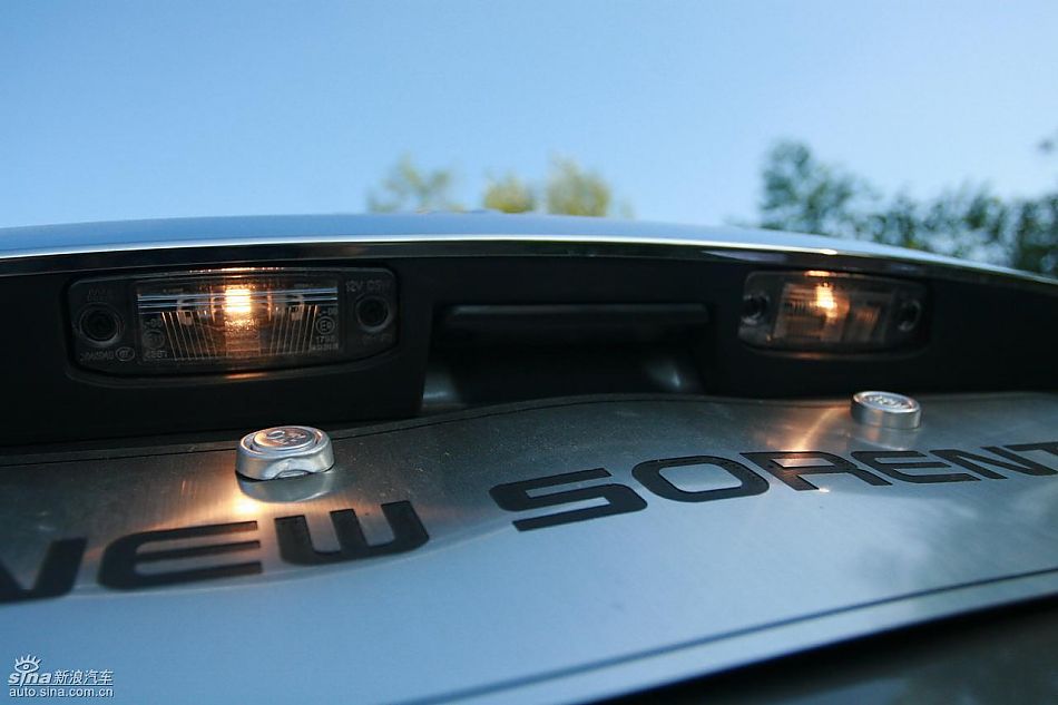 起亚全新索兰托